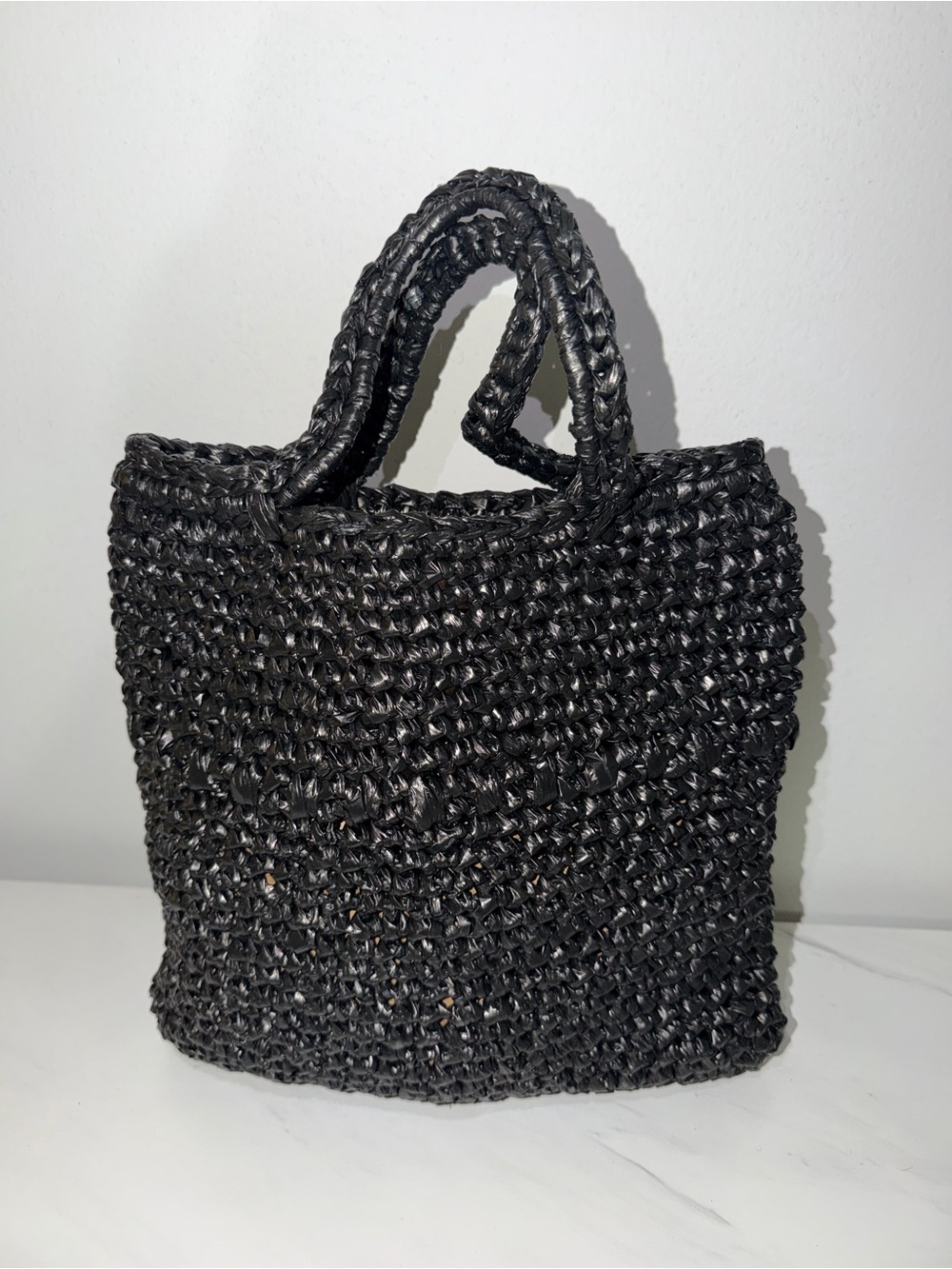 Black Woven Handbag - Stylish Everyday Tote